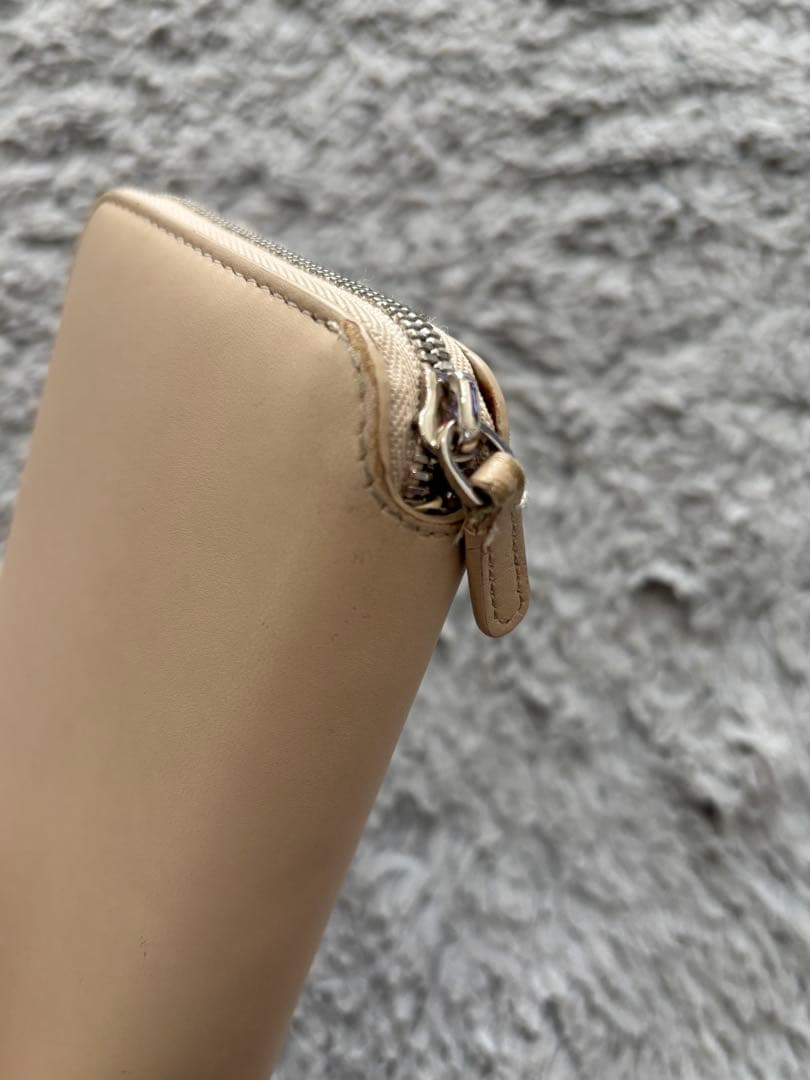 BALENCIAGA ベージュ 長財布 収納袋付き