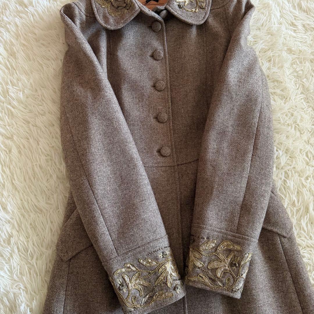 【未使用に近い】ブルマリン　ロングコート　ウール　刺繍　グレージュ　Lサイズ