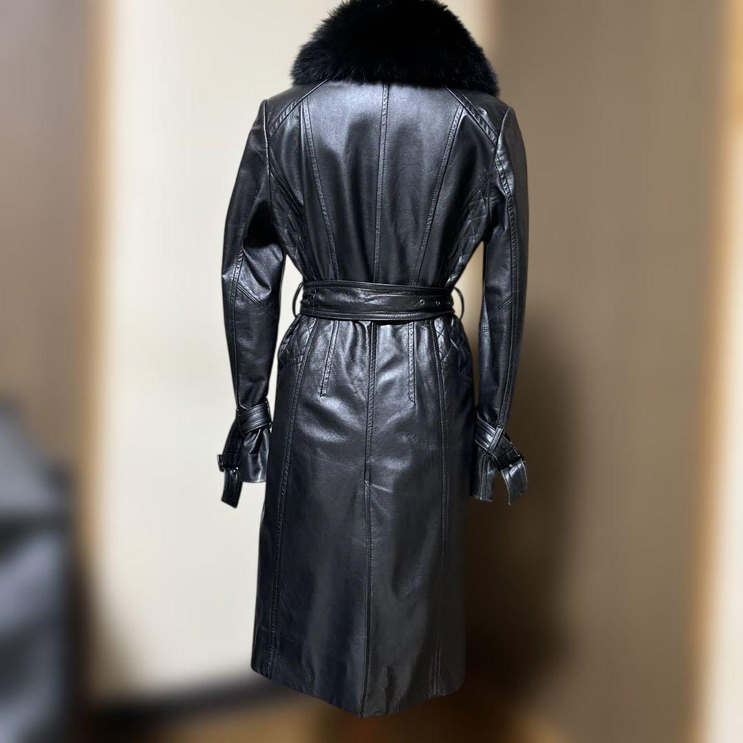 革コートピンキー&ダイアンベルトブルーフォックスファーブラック