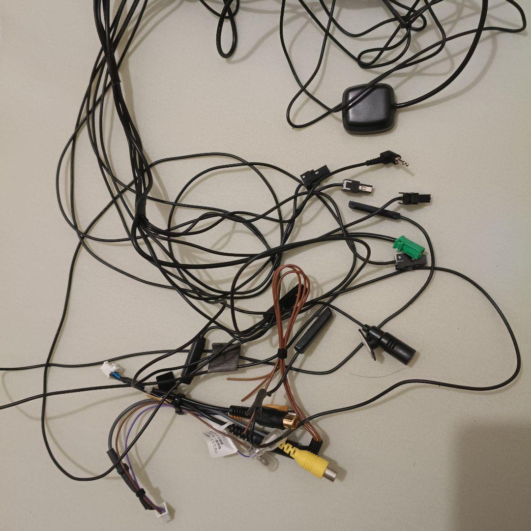 カーナビ AVIC-RZ720