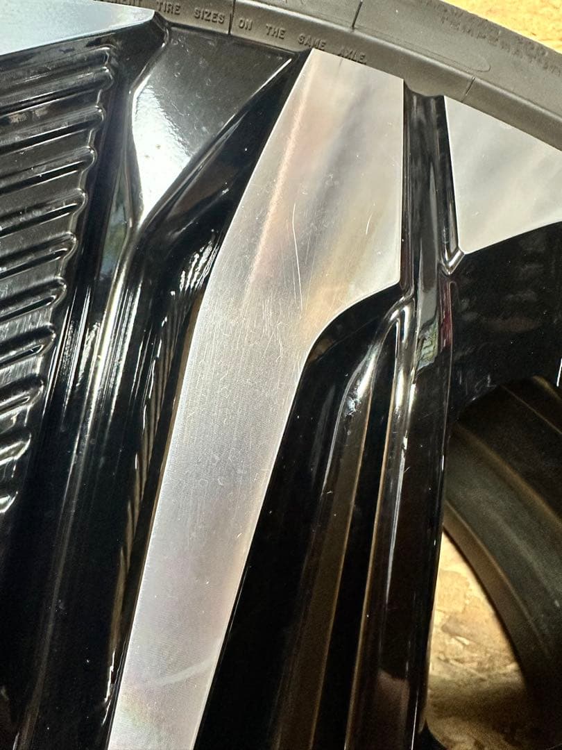 クラウンセダン　モデリスタホイール　ミシュランタイヤ付