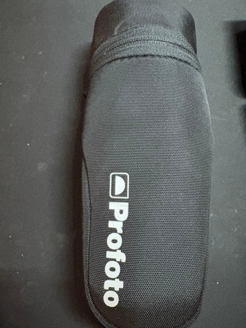 Profoto A1X AirTTL-C ストロボ 本体＋予備バッテリー付