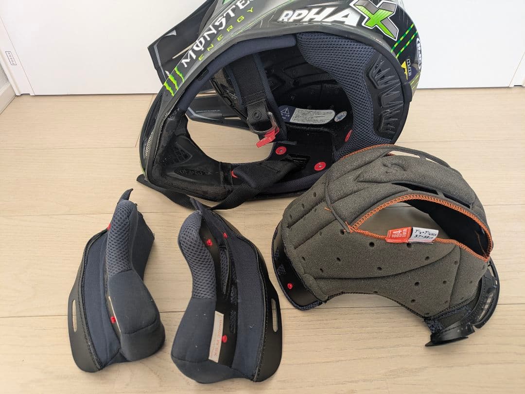 HJC×モンスターエナジーオフロードヘルメット&Fox AirSpaceゴーグル