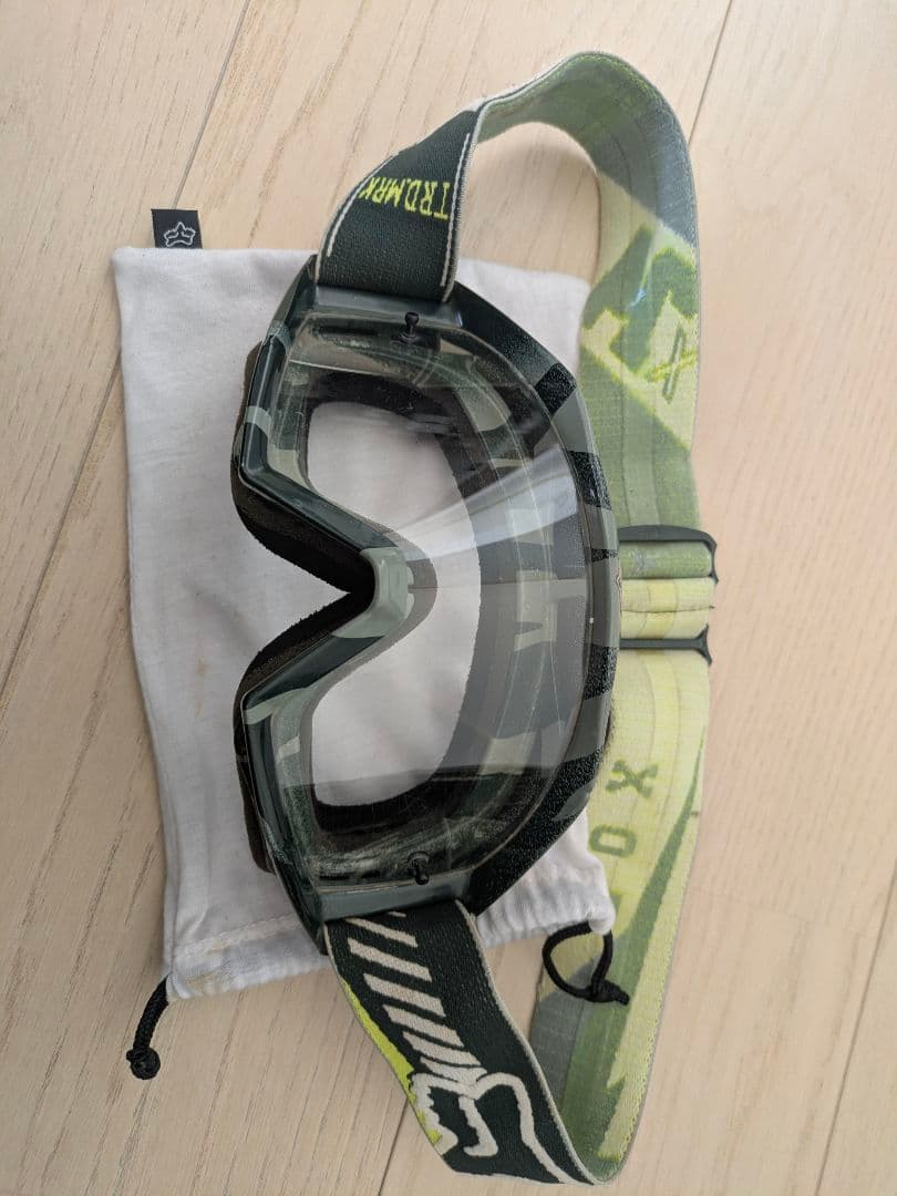 HJC×モンスターエナジーオフロードヘルメット&Fox AirSpaceゴーグル