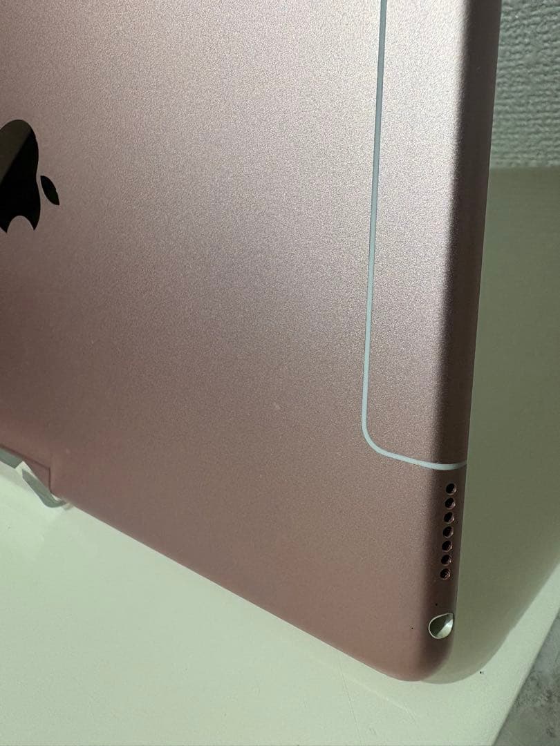 iPad Pro 9.7インチCellular 32GBローズゴールド