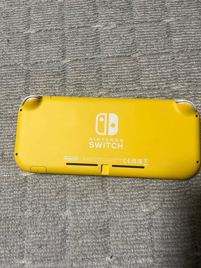 【ate様 限定】Nintendo Switch Lite イエロー