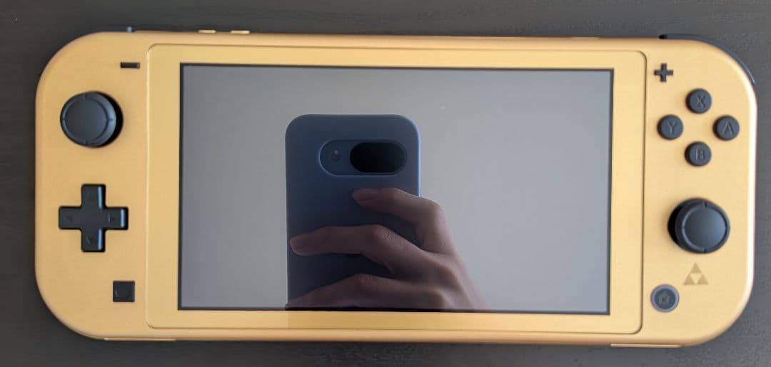 【美品・完品】Nintendo Switch Lite ハイラルエディション