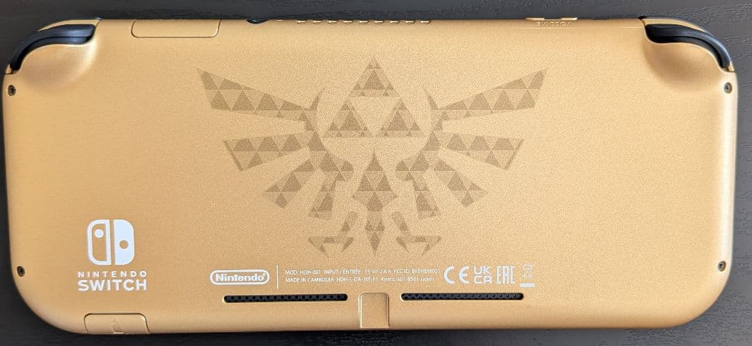 【美品・完品】Nintendo Switch Lite ハイラルエディション
