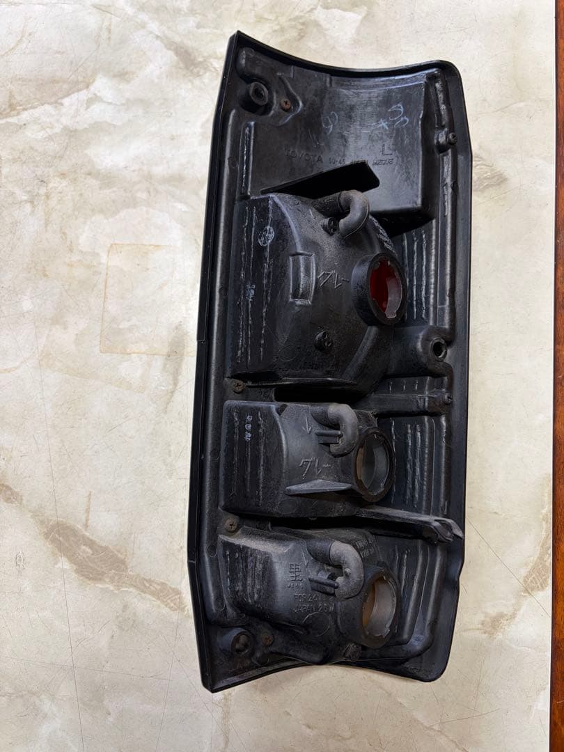 トヨタ ランドクルーザー 78プラド テールランプ 赤 オレンジ クリアレンズ