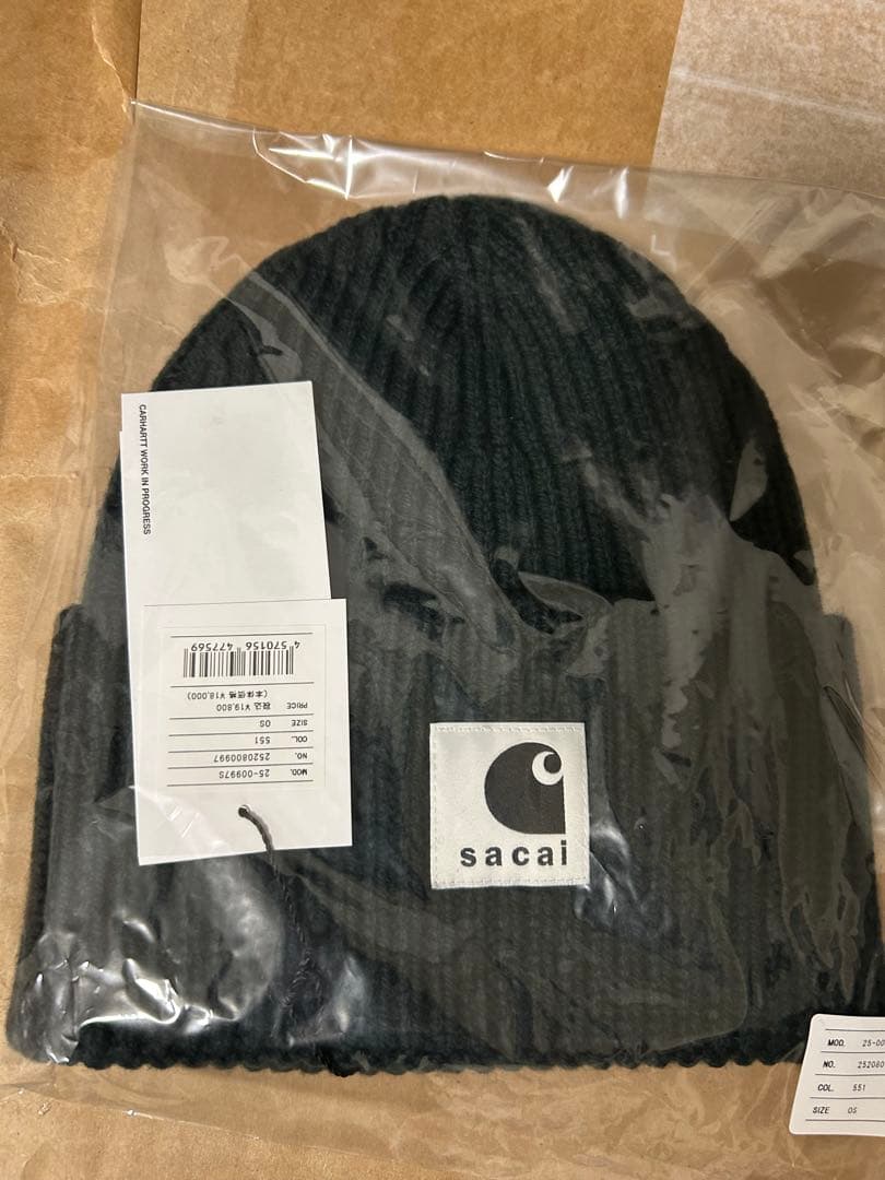 サカイ カーハートsacai ダークグリーン ビーニー ニット帽