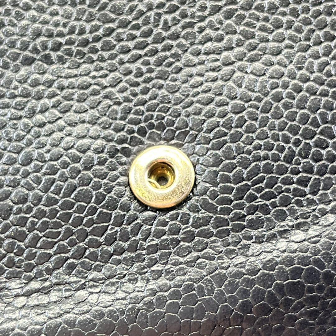 CHANEL 二つ折り財布 ココマーク コンパクト キャビアスキン 黒 レザー