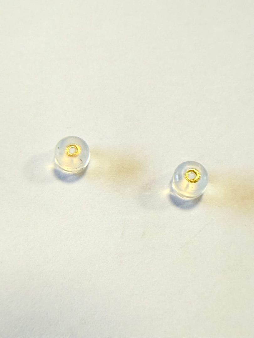 花形K18 ピアス 0.9g ダイヤモンド0.18ct