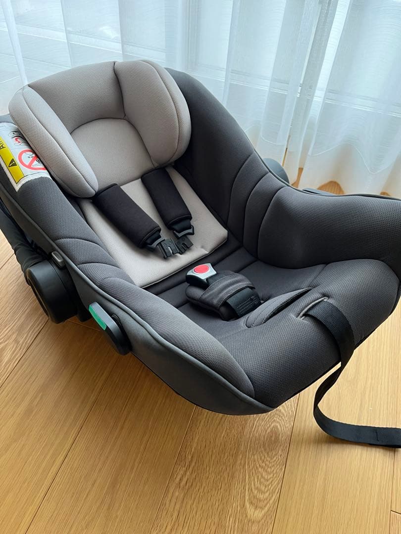【美品】アップリカ チャイルドシート エアキャリー AB グレー