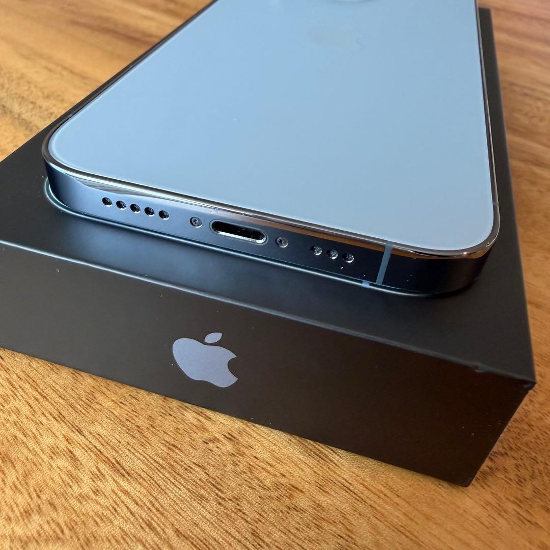 Apple iPhone 13Pro 256GBシエラブルー 本体　SIMフリー