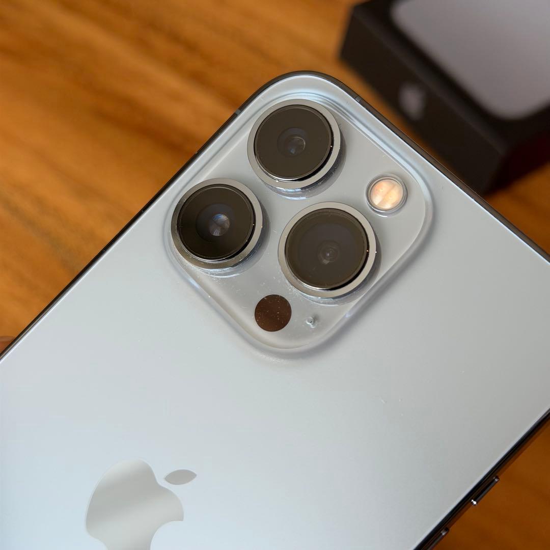 Apple iPhone 13Pro 256GBシエラブルー 本体　SIMフリー