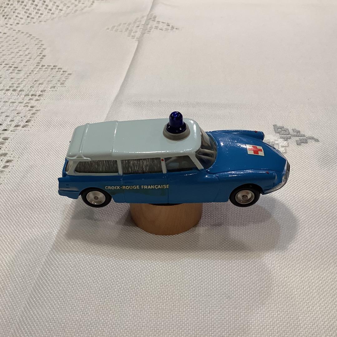 激レア　CIJ シトロエン　ID 19 Break Ambulanceミニカー