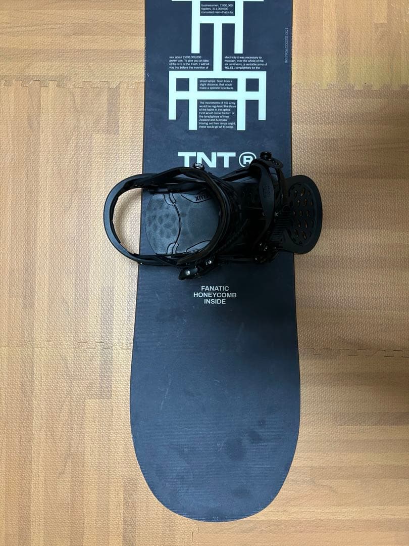 【3点セット】 FNTC TNT R 150cm(ボード/ビンディング/ブーツ)