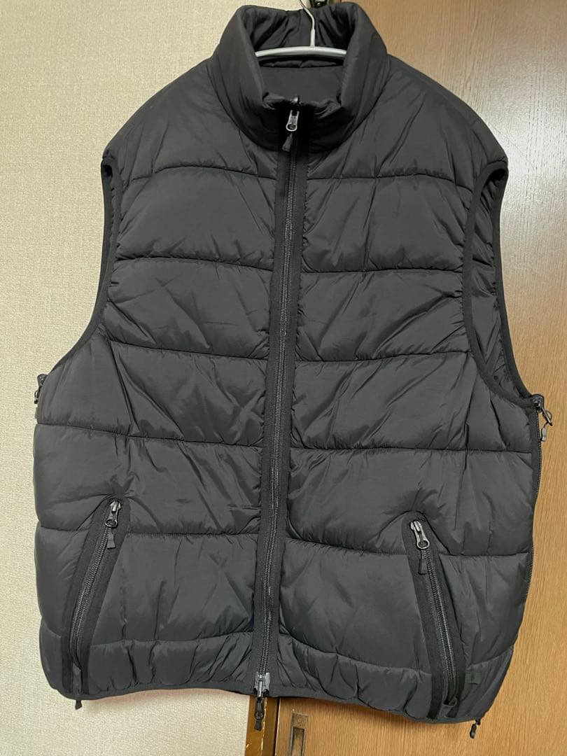 DAIWA PIER39 TECH REVERSIBLE PUFF VEST黒L