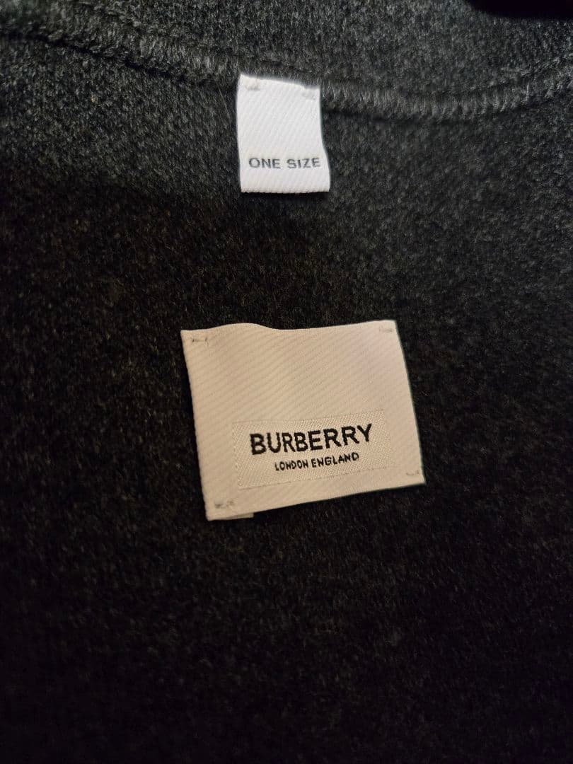 に*】様 BURBERRY　ロゴ　ポンチョ