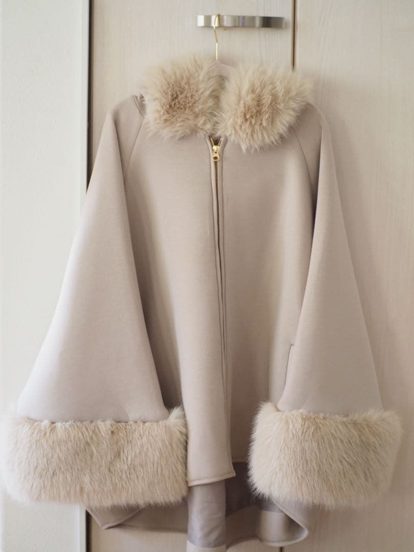 FENNEL ヤマダヤ　ファーポンチョ