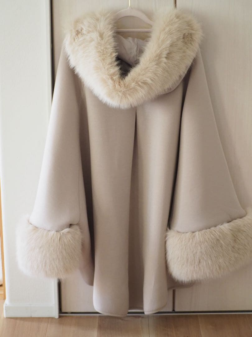 FENNEL ヤマダヤ　ファーポンチョ