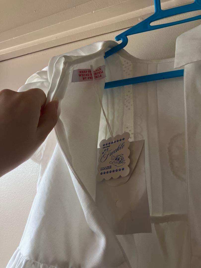 freckle ホワイト ワンピース フリル襟 パフスリーブ 新品タグ付き