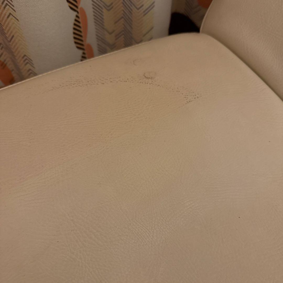 大幅値下げタカラベルモント高級エステベッド定価18.5万　現状品