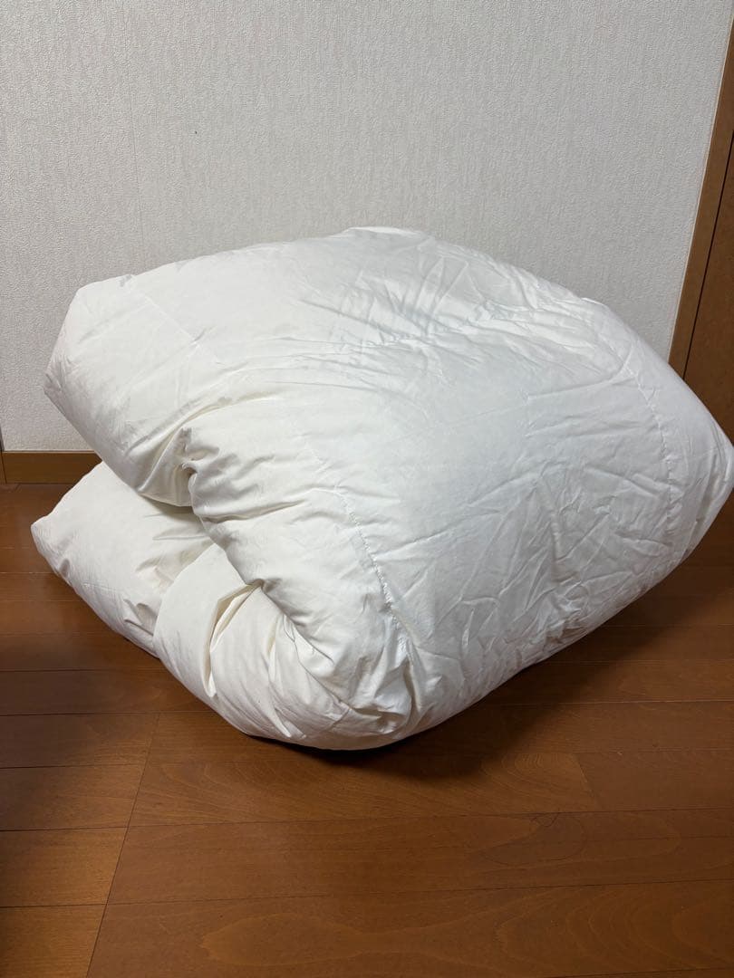 美品！ダウン85%羽毛掛け布団　シングルサイズ