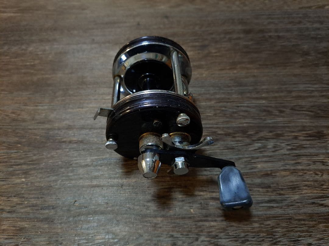 オールド　アブ　アンバサダー　6000C　ビッグベイト　雷魚