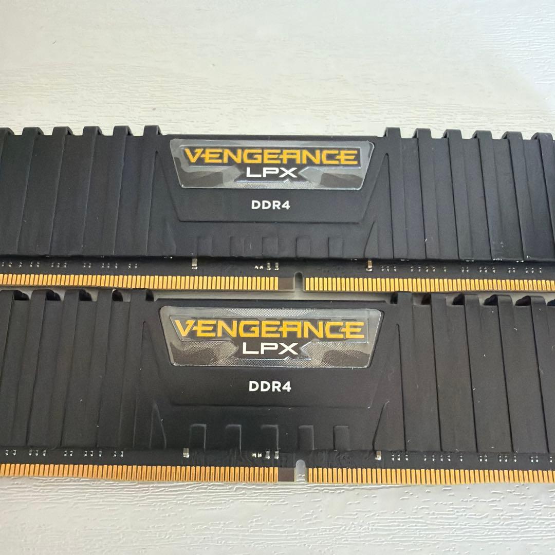 CORSAIR DDR4 メモリモジュール VENGEANCE LPX