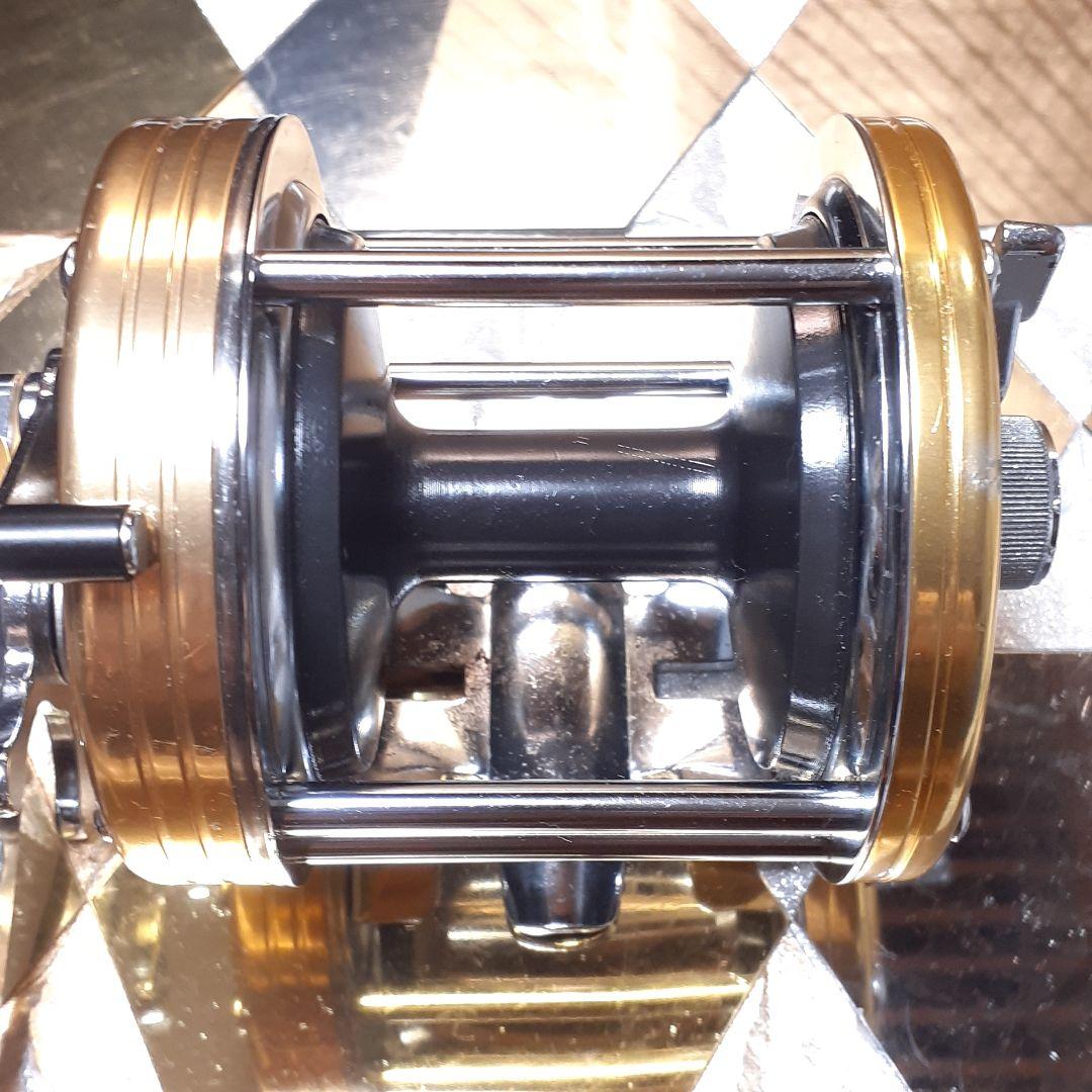 ダイワ シーライン 300 ベイトリール 石鯛 イシダイ 船用 磯釣り 極美品