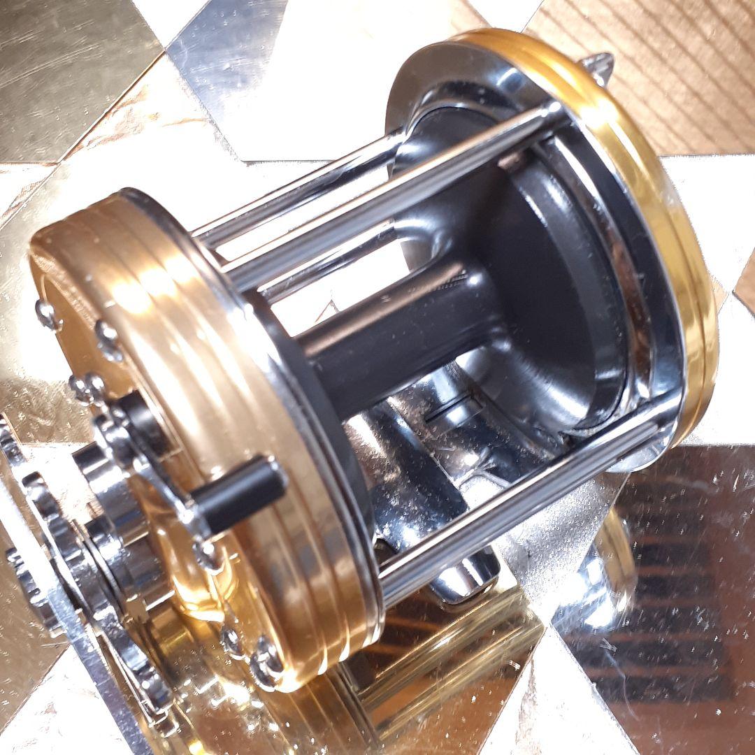 ダイワ シーライン 300 ベイトリール 石鯛 イシダイ 船用 磯釣り 極美品