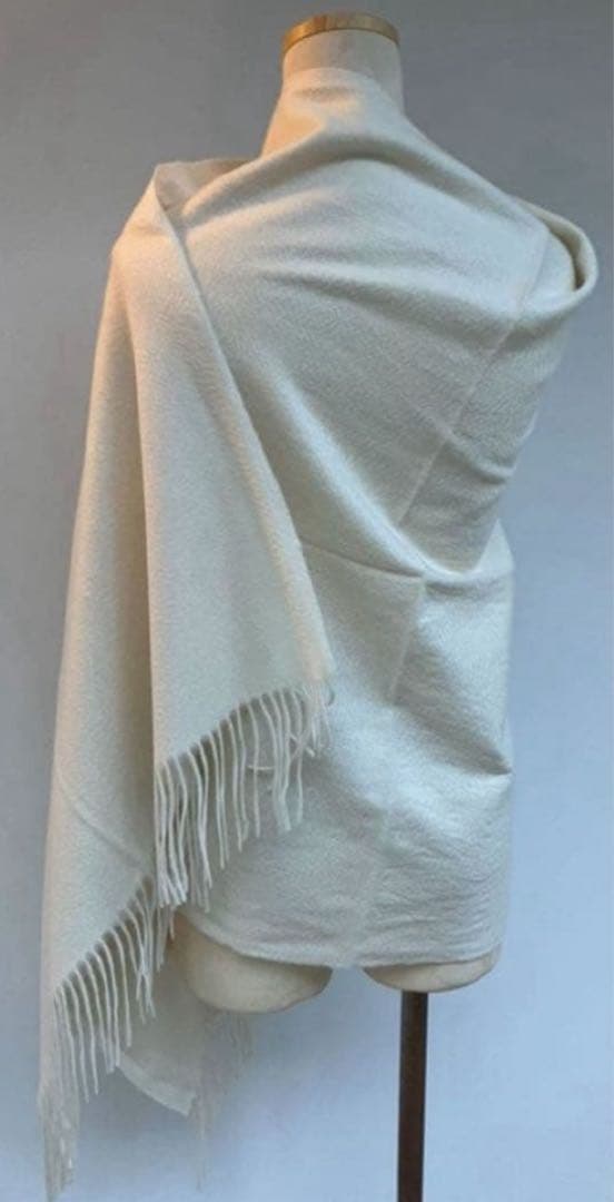 フワフワ しっとり無染色カシミア100%新品 超大判ストール ホワイトZARUD