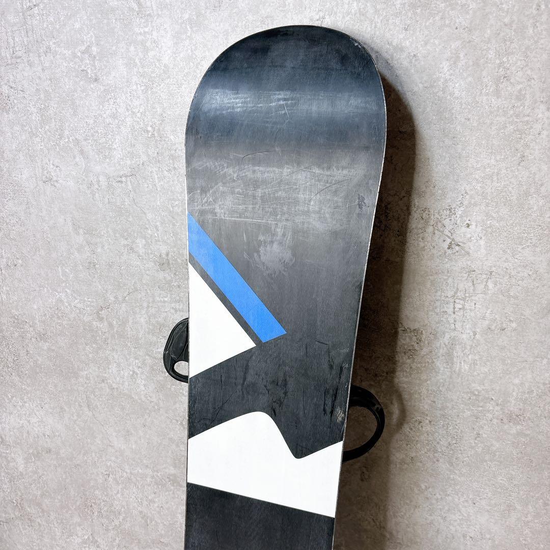 SALOMON FORECAST 153 × BURTON Mission