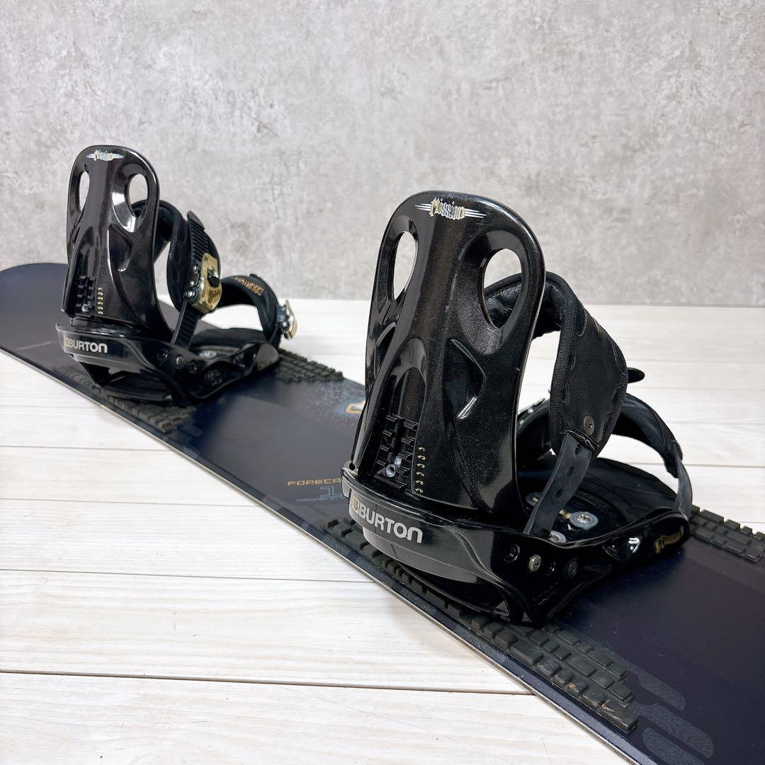 SALOMON FORECAST 153 × BURTON Mission