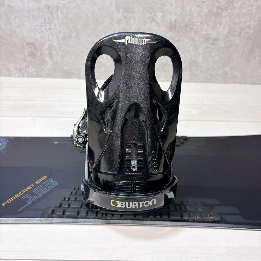 SALOMON FORECAST 153 × BURTON Mission