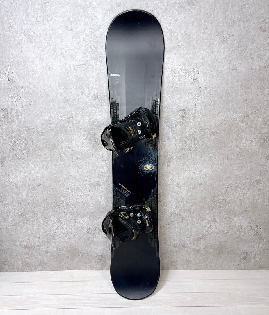 SALOMON FORECAST 153 × BURTON Mission