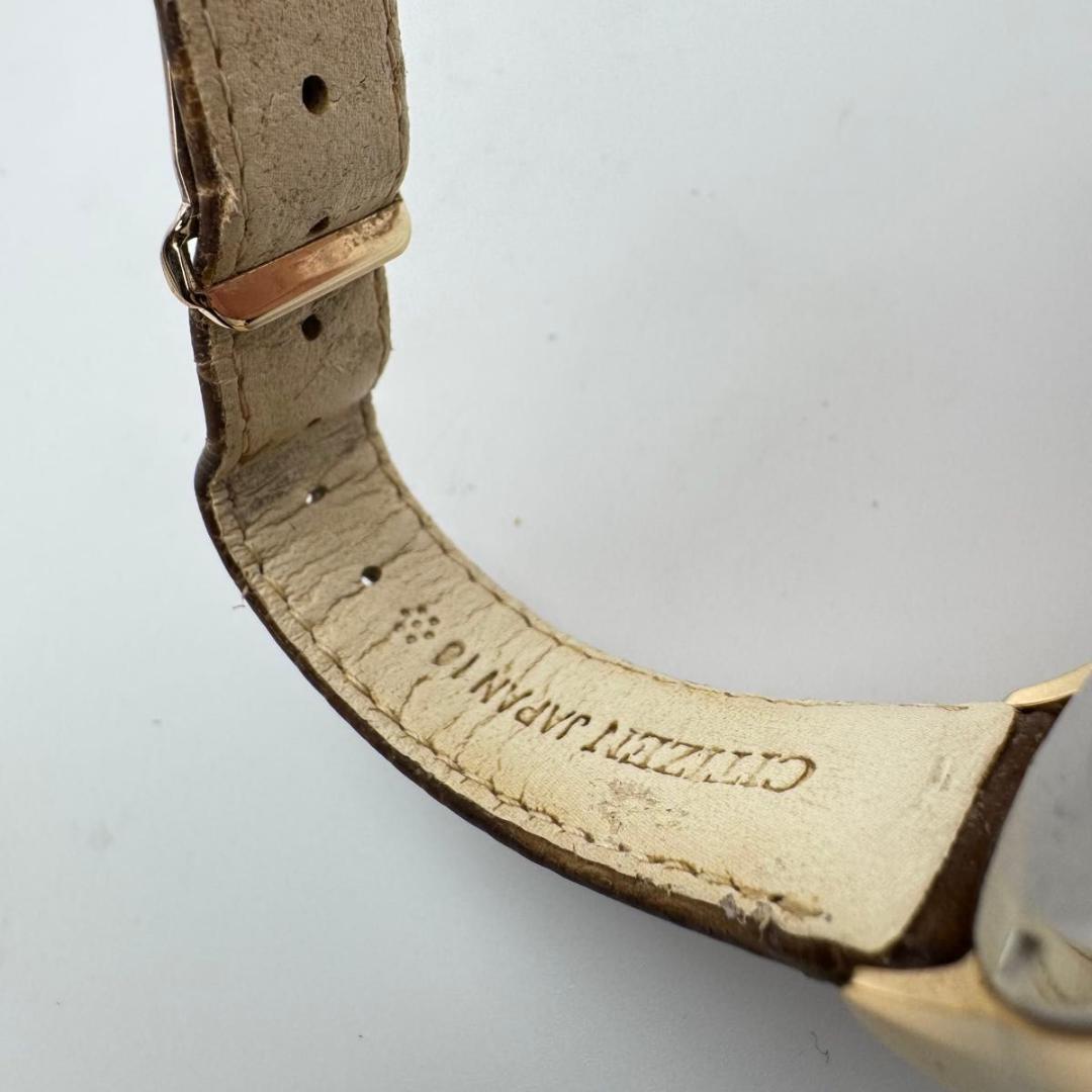 シチズン xC クロスシー レディース 腕時計 ソーラー ホワイト ゴールド