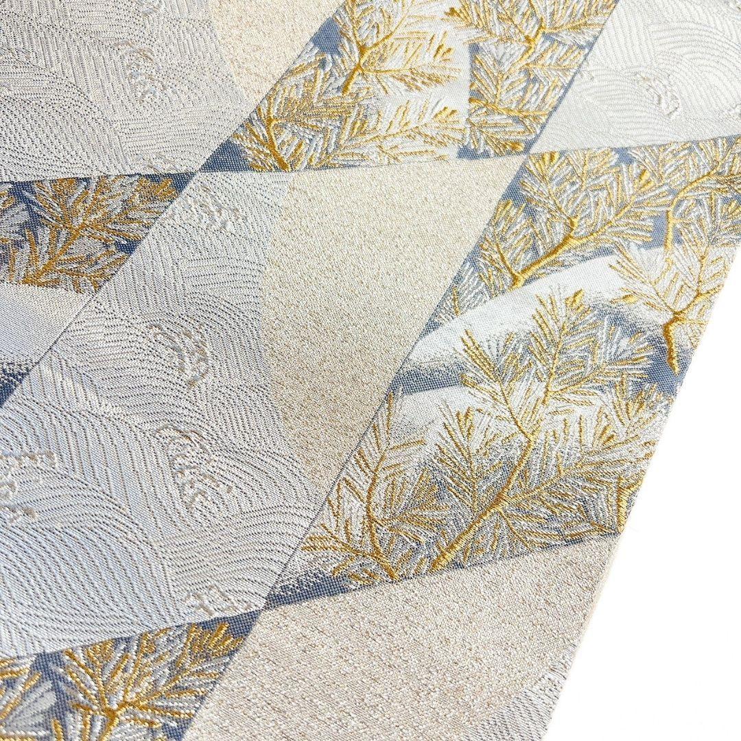 袋帯　献上松葉紋　縦縞　波模様　松葉　金糸　着物　123b p ms