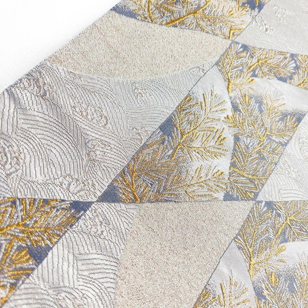 袋帯　献上松葉紋　縦縞　波模様　松葉　金糸　着物　123b p ms