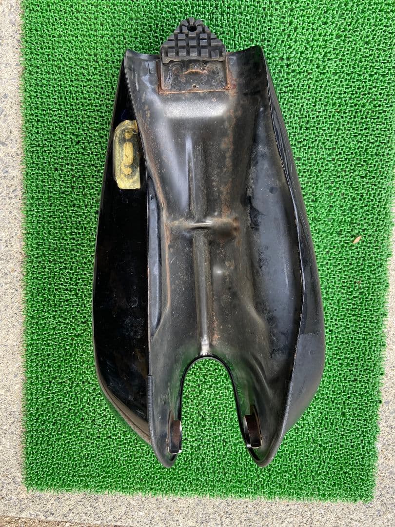 YAMAHA タンク SR400 純正タンク　キャブ車