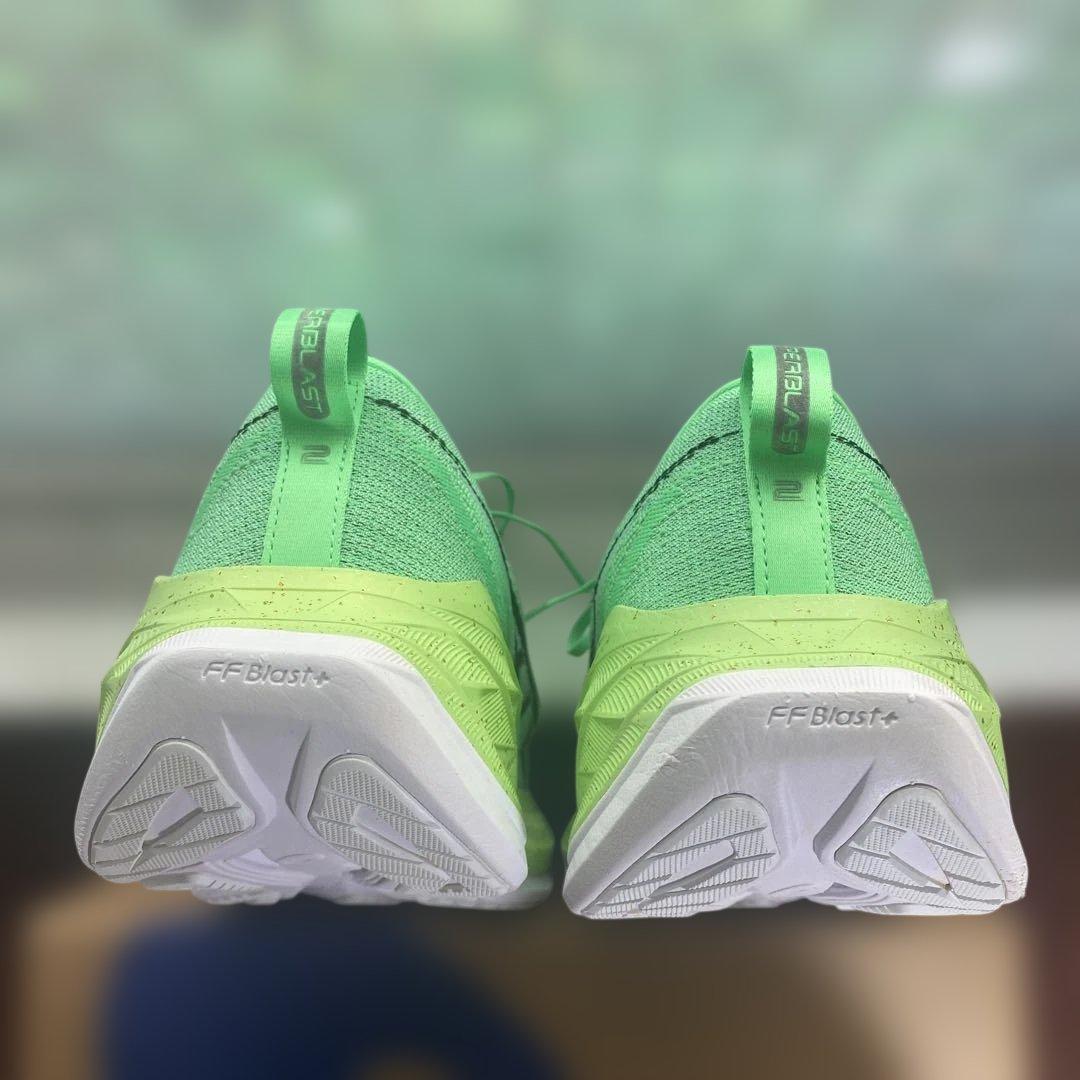 asics SUPERBLAST2 27㎝　　中敷き未使用