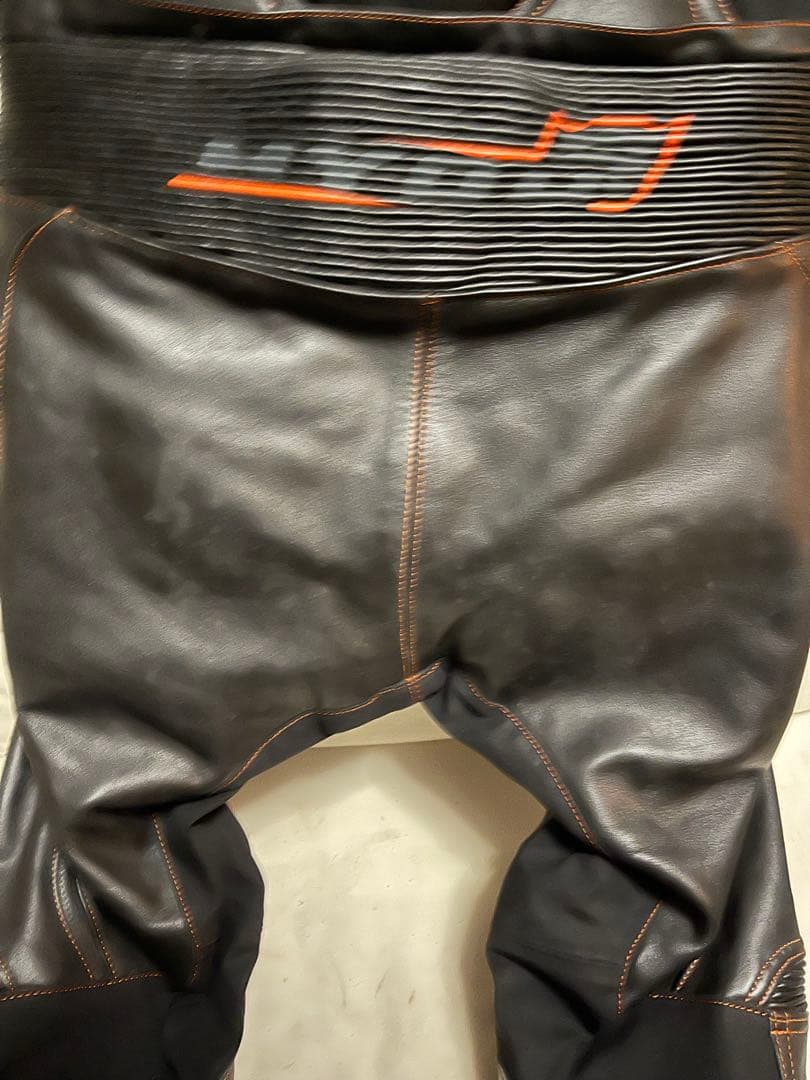 hyodoレザージャケット・ブーツアウトパンツ　サイズＭ