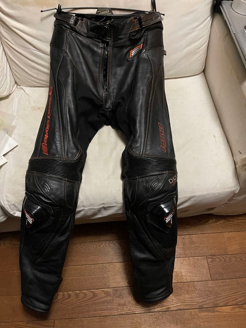 hyodoレザージャケット・ブーツアウトパンツ　サイズＭ