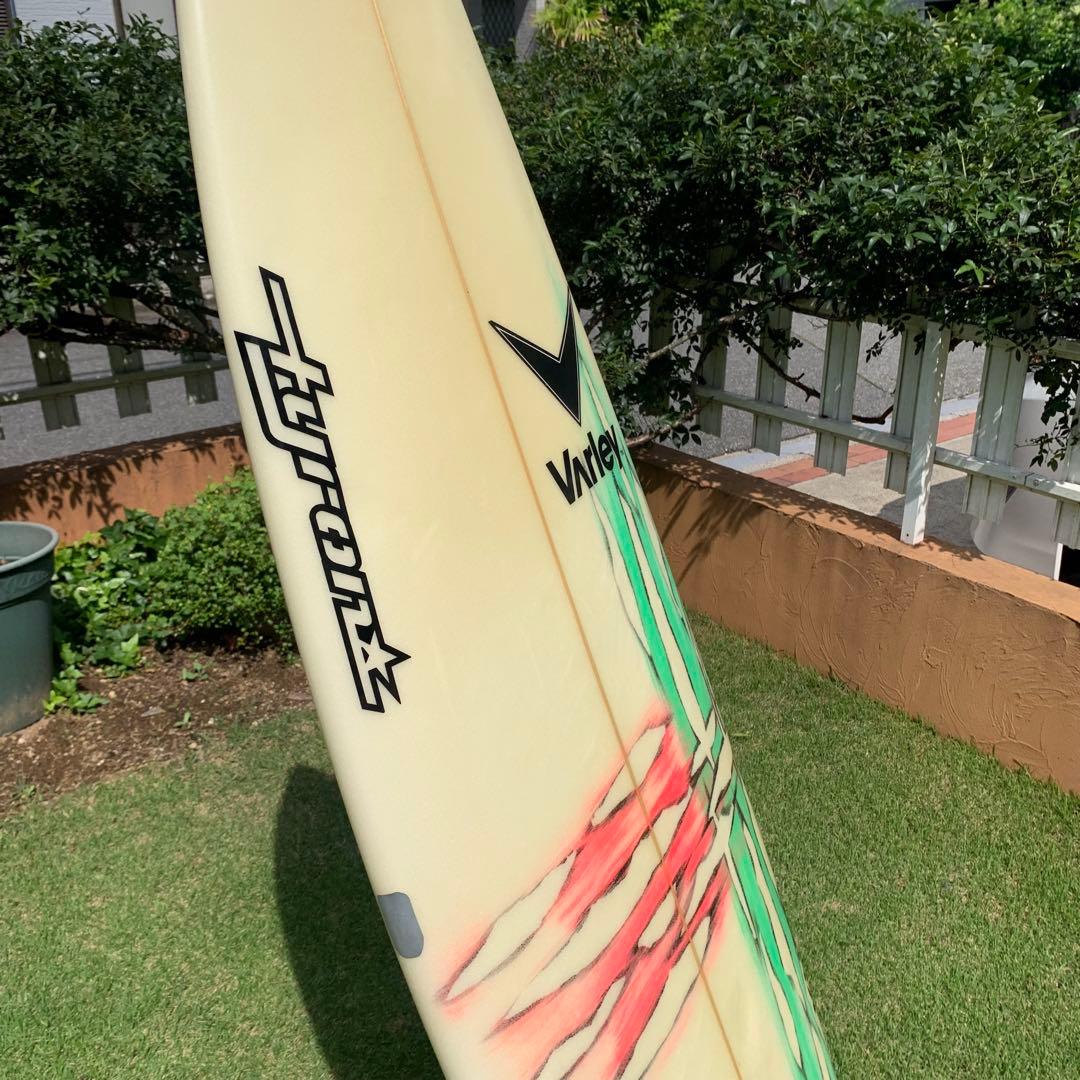 Varley ショートボード　サーフボード　5'10