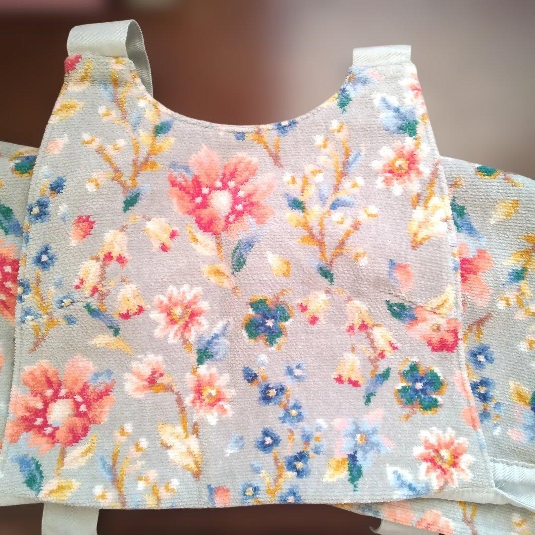 新品 フェイラーの花柄エプロン 金ラメ入り