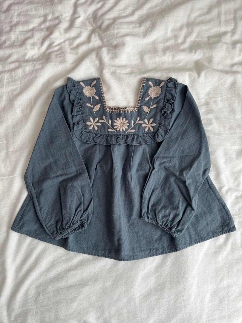 く*る様 Apolina x Misha&Puff コラボ ブラウス 3-5y