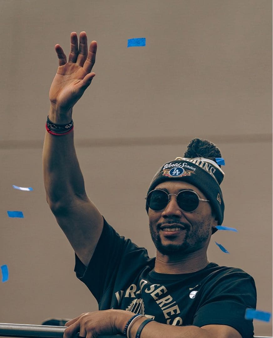 ドジャース　2025 ワールドチャンピオン　ニット帽　キャップ　米国購入　新品