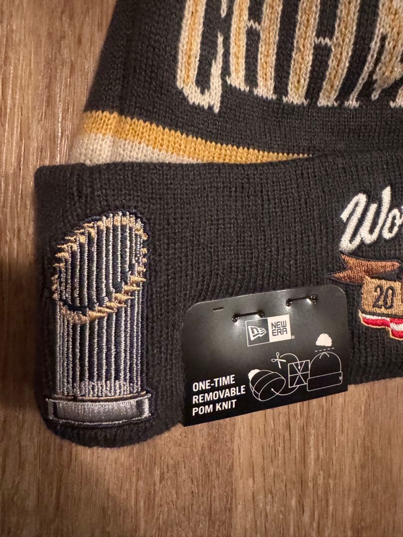 ドジャース　2025 ワールドチャンピオン　ニット帽　キャップ　米国購入　新品