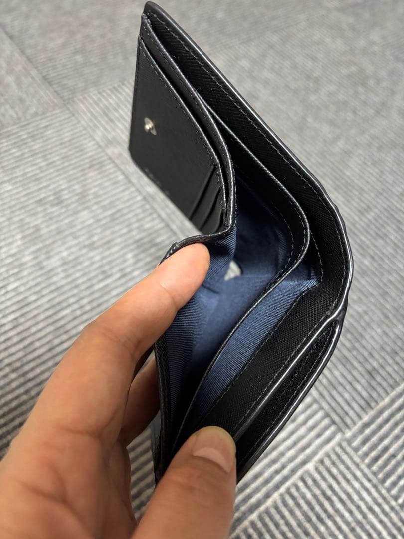 【値下げ】アニエスベー　二つ折り財布